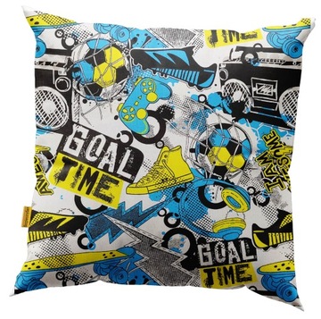 Poszewka na poduszkę 40x40 cm . Piłka trampek słuchawki, młodzieżowa.