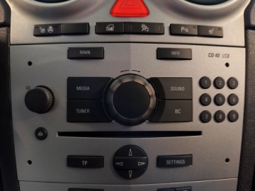 Opel Corsa E Hatchback 3d 1.4 Turbo 100KM 2014 Opel Corsa 1.4 Benzyna 101KM, Autoklima, Grzane fotele, zdjęcie 18