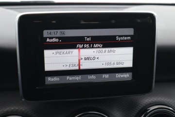 Mercedes Klasa A W176 Hatchback 5d 1.6 180 BlueEFFICIENCY 122KM 2014 Mercedes A A 180, Klima, zdjęcie 12