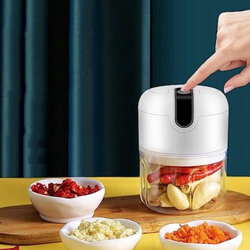 БОЛЬШАЯ УНИВЕРСАЛЬНАЯ РЕЗКА ДЛЯ ЛУКА, ОВОЩЕЙ