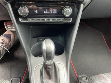Volkswagen Polo V GTi 3d 1.8 TSI 192KM 2015 Volkswagen Polo GTI 1.8-190KM Automat Model 2016, zdjęcie 17