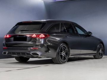 Mercedes Klasa E W214 All-Terrain 2.0 220d 197KM 2025 E Klasa 220 d 4-Matic AMG Estate 2.0 (197KM) 2025, zdjęcie 3