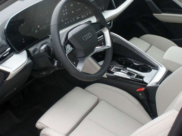 Audi 2025 AUDI Q5 TFSI quattro Sportback S line Suv 2.0 (204KM) 2025, zdjęcie 4