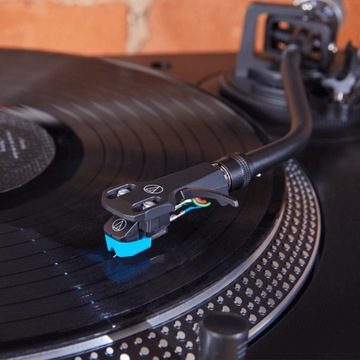 Официальный дилер Audio-Technica AT-VM95C