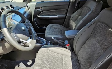 Suzuki 2025 Suzuki Vitara Elegance Sun 1,5 Hybrid 4WD 6AGS Superior White 2025 1.5, zdjęcie 2