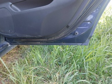 ДВЕРЬ ЗАДНЯЯ ПРАВАЯ В КОМПЛЕКТЕ TOYOTA AVENSIS T25 8P4