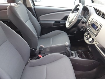 Toyota Yaris III Hatchback 5d Facelifting 2017 1.0 VVT-i 72KM 2020 Toyota Yaris 1.0 VVT-i, Salon Polska, zdjęcie 8