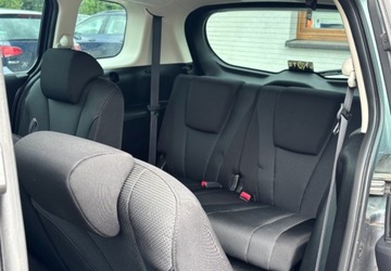 Mazda 5 II 1.6 MZ-CD 115KM 2014 Mazda 5 7 osobowy 1.6 Diesel 116KM, zdjęcie 16