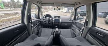 Suzuki SX4 I Hatchback 1.6 i 16V VVT 107KM 2006 Suzuki SX4 Suzuki SX4 1.6 VVT 4x2 Comfort 1.6 Benzyna 107KM, zdjęcie 8