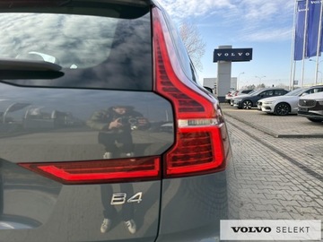 Volvo XC60 II 2022 Volvo XC 60 XC60 B4 B Plus Dark aut, Pakiet Climat, zdjęcie 29