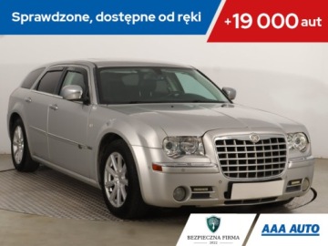 Chrysler 300C I Touring 3.0 CRD V6 218KM 2010 Chrysler 300C 3.0 D, Salon Polska, 214 KM