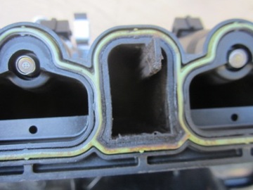 OPEL ASTRA J MERIVA B ДВИГАТЕЛЬ 1.4 ТУРБО ВПУСКНОЙ ПАТРУБОК 55573170 55573171