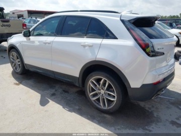 Cadillac 2022 Cadillac XT4 Fwd Sport 2022 2.0 Benzyna 235KM, zdjęcie 2