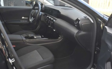 Mercedes Klasa A W177/V177 2021 Mercedes-Benz Klasa A Mercedes-Benz Klasa A 200 CDI (BlueEFFICIENCY) 7G-DC, zdjęcie 6