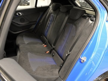 BMW Seria 1 F40 Hatchback M 2.0 M135i 306KM 2023 BMW 135 Adaptive Led/ Fotele M/ Systemy Asystujące, zdjęcie 10