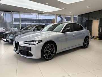 Alfa Romeo Giulia II Sedan Facelifting 2023 2.0 GME Turbo 280KM 2024 Alfa Romeo Giulia Q4 Veloce / Harman/kardon / Szyb
