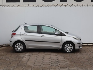 Toyota Yaris III Hatchback 5d 1.33 Dual VVT-i 99KM 2012 Toyota Yaris 1.33 Dual VVT-i, Salon Polska, zdjęcie 5