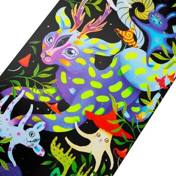 Скейтборд Spokey fluo OLLIE, графика тату-художника Мрожича, светящийся принт