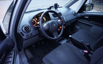 Suzuki SX4 I Hatchback Facelifting 2.0 DDiS 135KM 2012 Suzuki SX4 Zarejestrowany Navi Klimatronik 4x4 Tempomat Keyless Go 2.0, zdjęcie 6