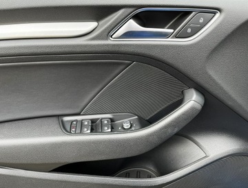 Audi A3 8V Limousine Facelifting 1.5 TFSI 150KM 2017 Audi A3 Limousine Navi/Automat/ 2xS Line /1rej2018, zdjęcie 28