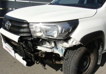 Toyota Hilux VIII Pojedyncza kabina 2.4 D-4D 150KM 2018 Toyota Hilux 4x4 2.4 Diesel 150KM, zdjęcie 15