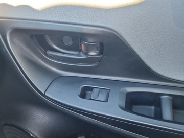 Toyota Yaris III Hatchback 5d Facelifting 2017 1.0 VVT-i 72KM 2020 Toyota Yaris 1.0 Active EU6 III (2011-2019) Toyota, zdjęcie 23