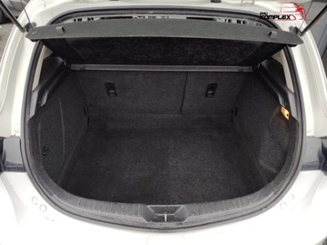 Mazda 3 II Sedan 1.6 MZR 105KM 2010 Mazda 3 1.6 Benzyna 105KM Zadbana Oplacona 1.6 Benzyna 105KM, zdjęcie 9