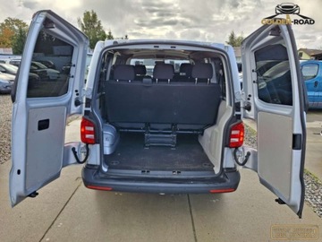Volkswagen Caravelle T6 Transporter 2.0 TDI 102KM 2018 Volkswagen Transporter 2,0 tdi 9 osobowy klima elektryka serwis oplacony, zdjęcie 18