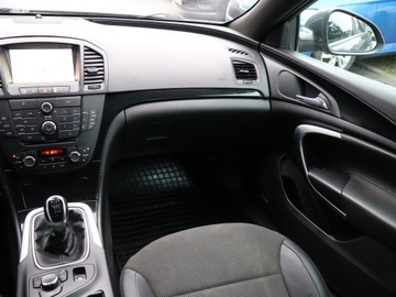 Opel Insignia I Hatchback 2.0 CDTI ECOTEC 160KM 2012 Opel Insignia 2.0 CDTI, Salon Polska, Navi, Xenon, zdjęcie 7