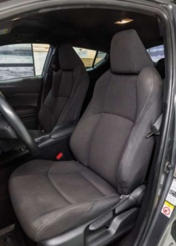 Toyota C-HR I Crossover 1.8 Hybrid 122KM 2019 Toyota C-HR 1.8 Hybrid Premium 1.8 Hybryda 122KM, zdjęcie 9