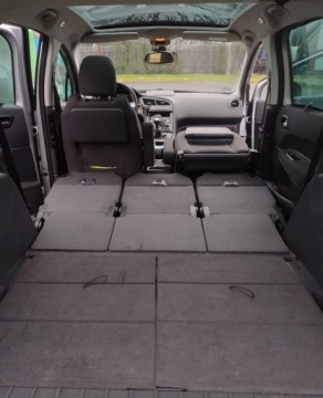 Peugeot 5008 I Minivan Facelifting 2.0 BlueHDi 150KM 2016 PEUGEOT 5008 (0U_, 0E_) 2.0 HDi 150 / BlueHDi 150 150 KM, zdjęcie 10