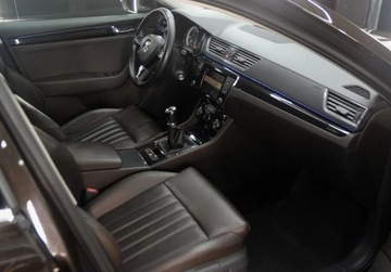 Skoda Superb III Kombi 1.8 TSI 180KM 2016 Skoda Superb Skory_Naglosnienie Canton_Panoramiczny dach 1.8 Benzyna, zdjęcie 5