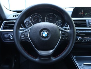 BMW Seria 3 F30-F31-F34 Touring Facelifting 2.0 318d 150KM 2015 BMW 3 318 d, Serwis ASO, Automat, Navi, Klima, zdjęcie 23