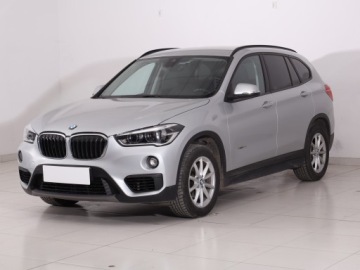 BMW X1 F48 Crossover sDrive18d 150KM 2016 BMW X1 sDrive18d, Navi, Klima, Klimatronic, zdjęcie 1