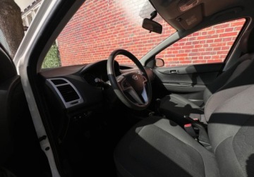 Hyundai i20 I Hatchback 5d 1.2 DOHC 78KM 2011 Hyundai i20 Klima Grzane Fotele Isofix Gwarancja w cenie Warszawa VRAX, zdjęcie 4