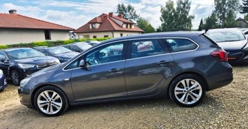 Opel Astra J Sports Tourer 1.4 Turbo ECOTEC 120KM 2011 Opel Astra BENZYNA NAWIGACJA sportowe fotele super okazja polecamy, zdjęcie 25