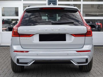 Volvo XC60 II 2026 VOLVO XC60 B5 B AWD Ultra Dark Suv 2.0 (264KM) 2026, zdjęcie 2