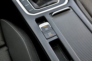 Volkswagen Passat B8 Variant 1.6 TDI BlueMotion SCR 120KM 2016 Volkswagen Passat 1.6TDI 120KM Virtual Full Led, zdjęcie 13