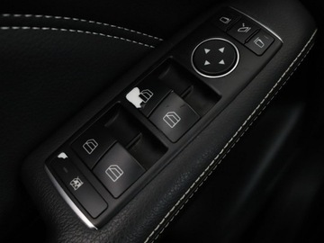 Mercedes Klasa B W246 Sports Tourer 180 BlueEFFICIENCY 122KM 2015 Mercedes B 180 PDC grzane fotele tempomat, zdjęcie 32