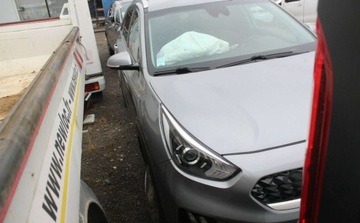 Kia Niro I Crossover Facelifting 1.6 GDi Hybrid 141KM 2022 Kia Niro 1.6 Hybryda 141KM, zdjęcie 1