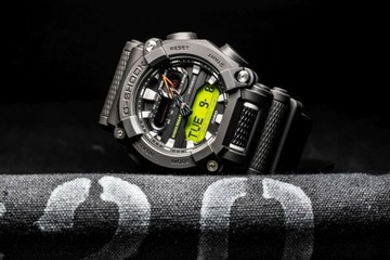 Czarny zegarek męski Casio G-Shock GA-900E + Dodatkowy pasek +GRAWER