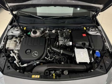 Mercedes CLA C118/X118 Shooting Brake Plug-In 1.3 250e 218KM 2022 Mercedes-Benz CLA 250e Progressive Plug In CarPlayAndroid Auto ACC Naw, zdjęcie 19