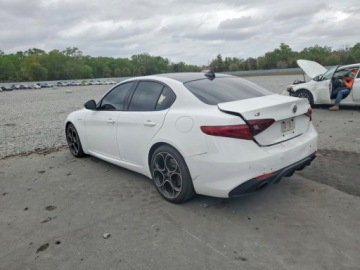 Alfa Romeo Giulia II Sedan Facelifting 2.0 Turbo 280KM 2023 Alfa Romeo Giulia Ti 2023 2.0 Benzyna 280KM, zdjęcie 1
