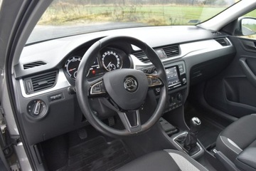 Skoda Rapid II Liftback Facelifting 1.0 TSI 110KM 2017 Skoda RAPID SalonPL 1.0 TSI 110KM AmbitionAudio Klimatyzacja Alu 15 Dealer, zdjęcie 8