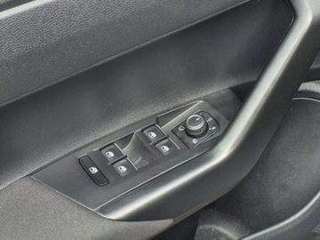 Volkswagen Polo VI GTI Facelifting 2.0 TSI 207KM 2023 Volkswagen Polo Faktura VAT GTI 206km Model 2023 DSG IQ LED 2.0 206KM, zdjęcie 10