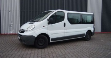 Opel Vivaro A Combi L1 2.0 CDTI 115KM 2011