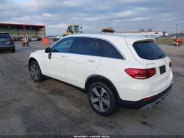 Mercedes GLC C254/X254 2022 Mercedes-Benz GLC 2022 r., 300 4MATIC SUV 2.0 Benzyna 255KM, zdjęcie 3