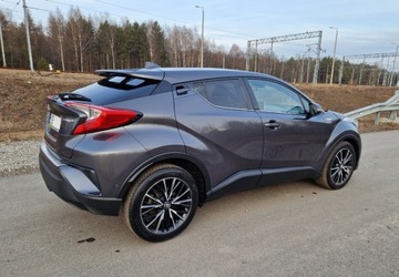 Toyota C-HR I Crossover 1.8 Hybrid 122KM 2017 Toyota C-HR 1,8 Hybrid Prestige Skora Kamera Navi 1.8 Hybryda 122KM, zdjęcie 9