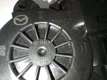 MAZDA MOTOREK OKNO LEVÝ ZADNÍ BHP15958X EVROPA