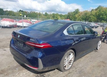 BMW Seria 5 G90-91 2024 BMW Seria 5 2024, 2.0L, 4x4, od ubezpieczalni, zdjęcie 3